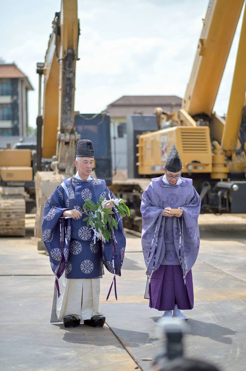 พิธีวางศิลาฤกษ์ ณ ศาลเจ้าศรีราชาโอคุนิ จินจะ สำหรับโครงการดุสิต สวีท เจ-พาร์ค ศรีราชา